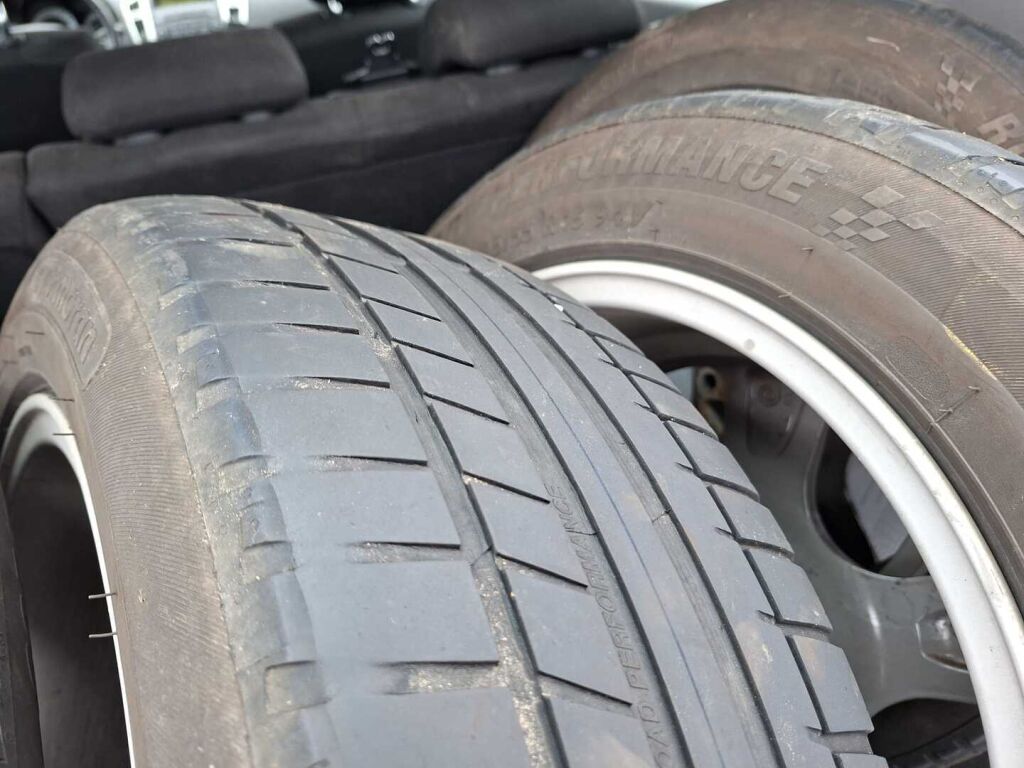 Kia Ceed 2009 Punainen