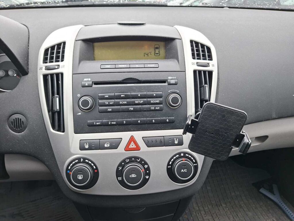 Kia Ceed 2009 Punainen