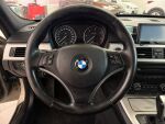 BMW 320 2009 Ruskea (beige)