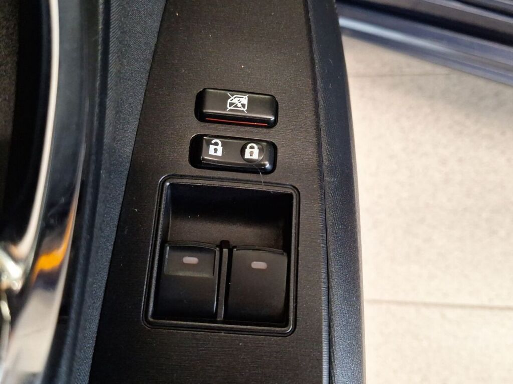 Toyota Avensis 2009 Sininen