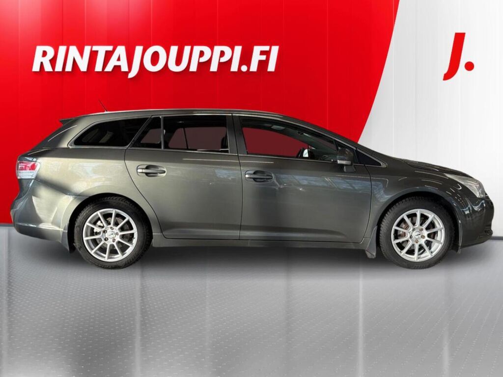 Toyota Avensis 2009 Vihreä