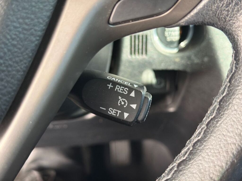 Toyota Avensis 2009 Vihreä