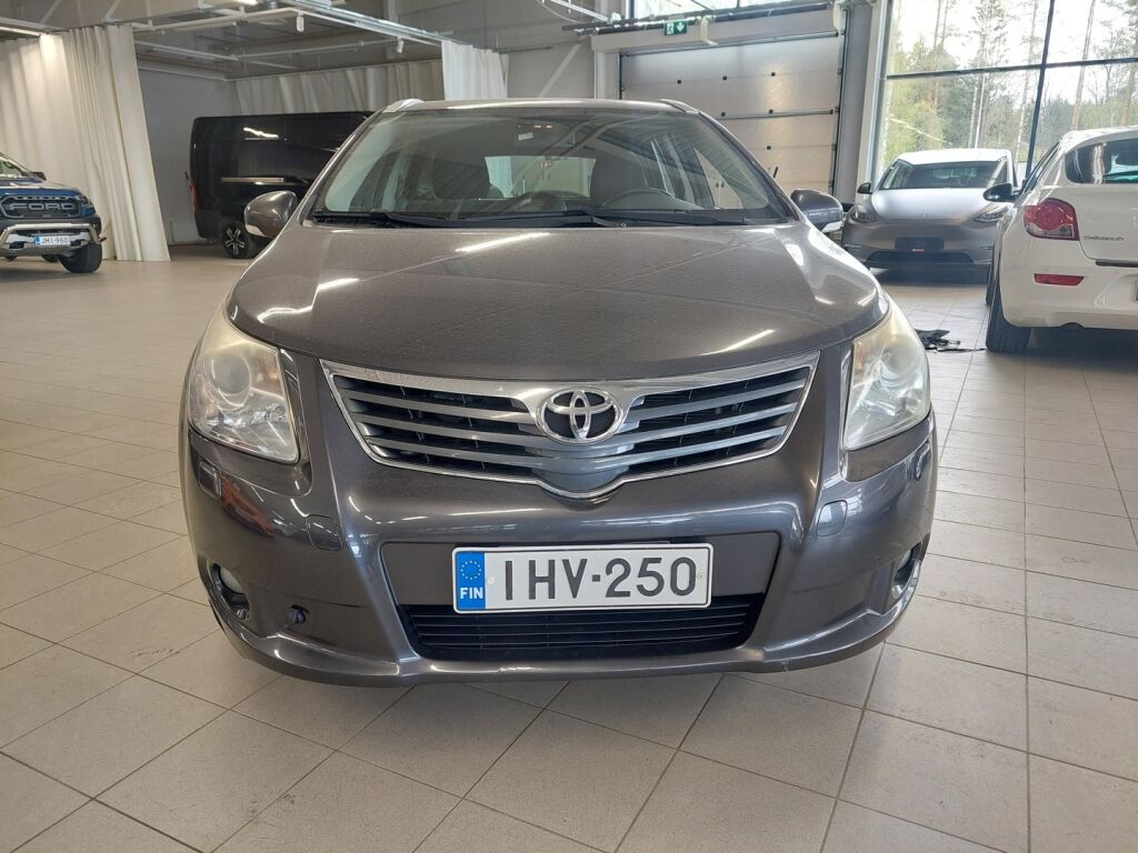 Toyota Avensis 2009 Harmaa