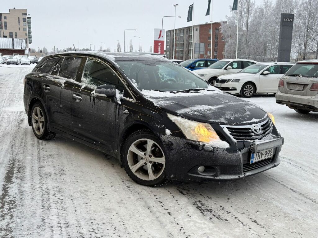 Toyota Avensis 2009 Musta