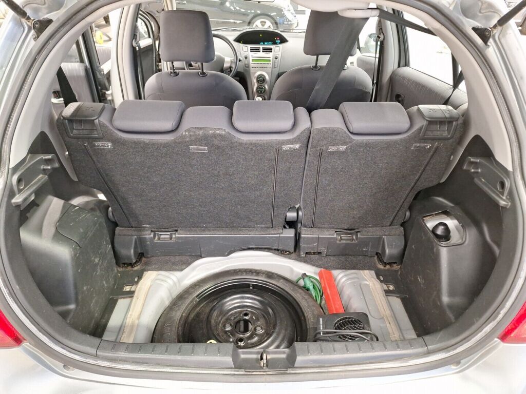 Toyota Yaris 2009 Hopea