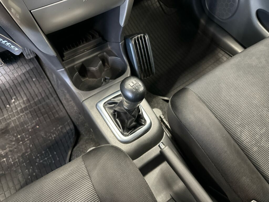 Suzuki Liana 2006 Sininen