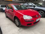Volkswagen Golf 2006 Punainen