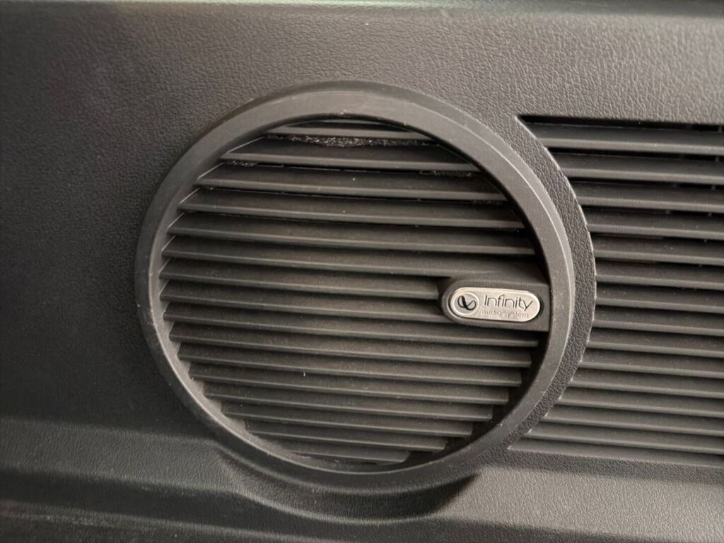 Dodge Nitro 2007 Musta