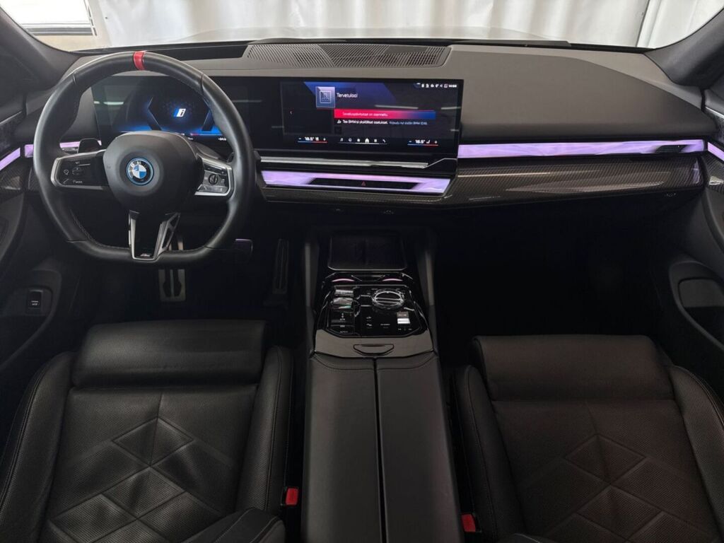 BMW i5 2023 Harmaa
