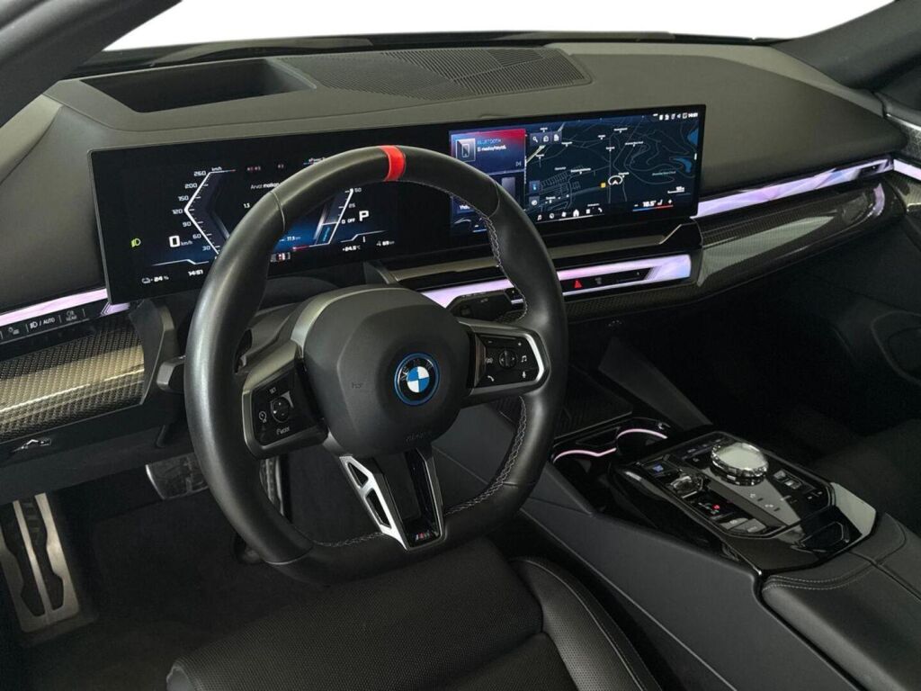 BMW i5 2023 Harmaa