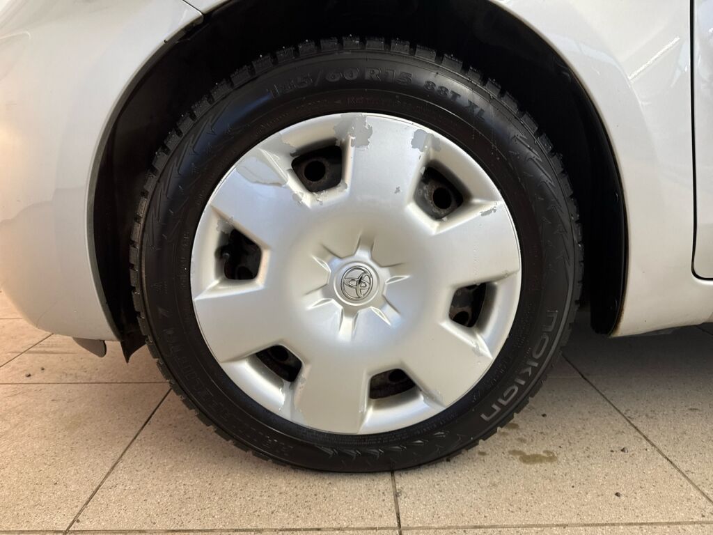 Toyota Yaris 2009 Hopea