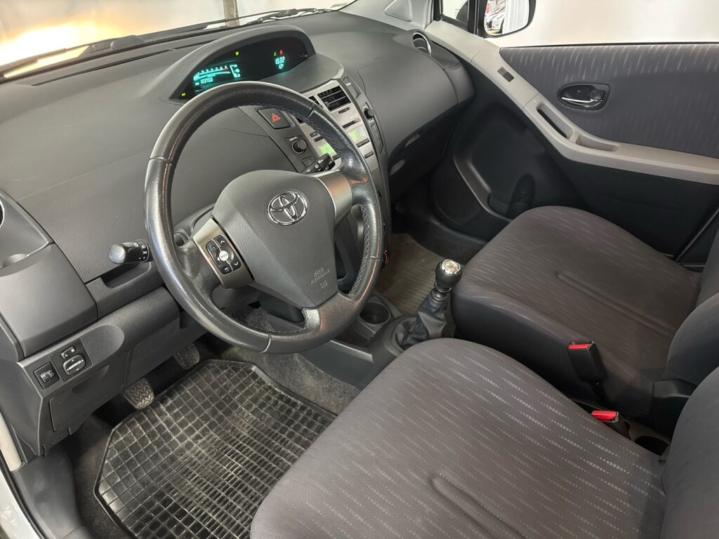 Toyota Yaris 2009 Hopea