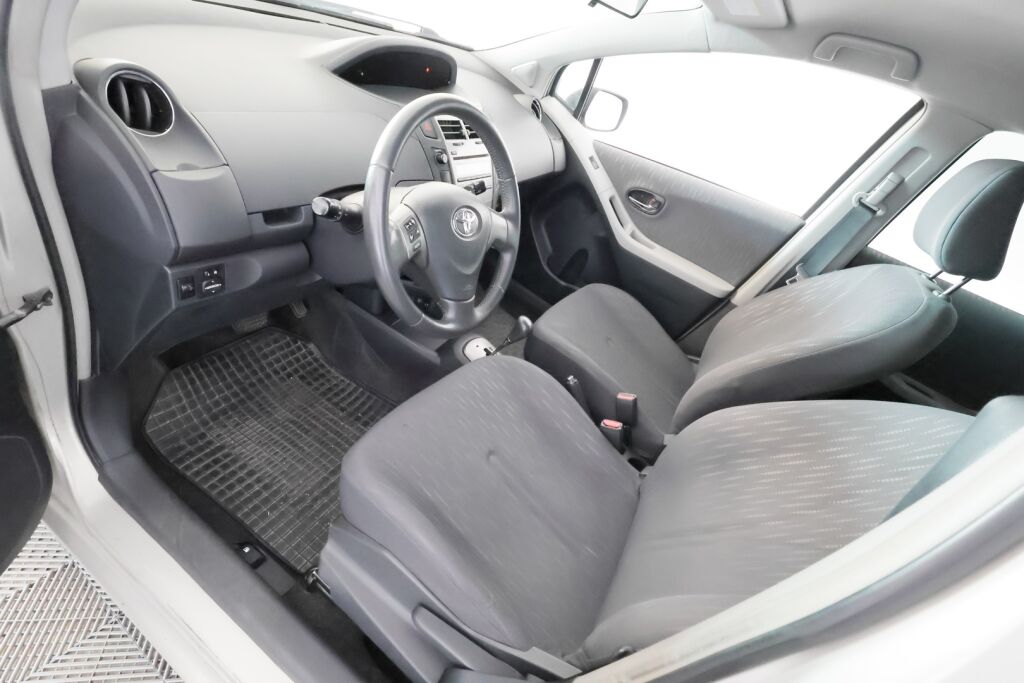 Toyota Yaris 2009 Hopea
