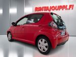 Toyota AYGO 2009 Punainen