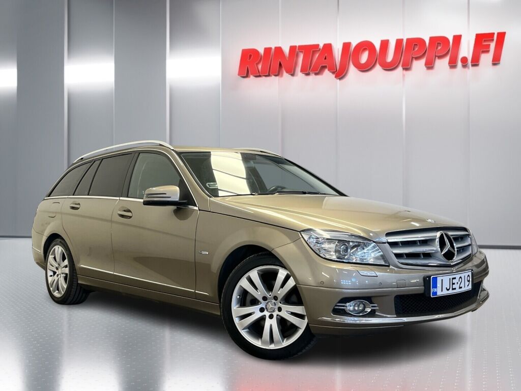 Mercedes-Benz C 2010 Ruskea (beige)