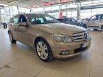Mercedes-Benz C 2010 Ruskea (beige)