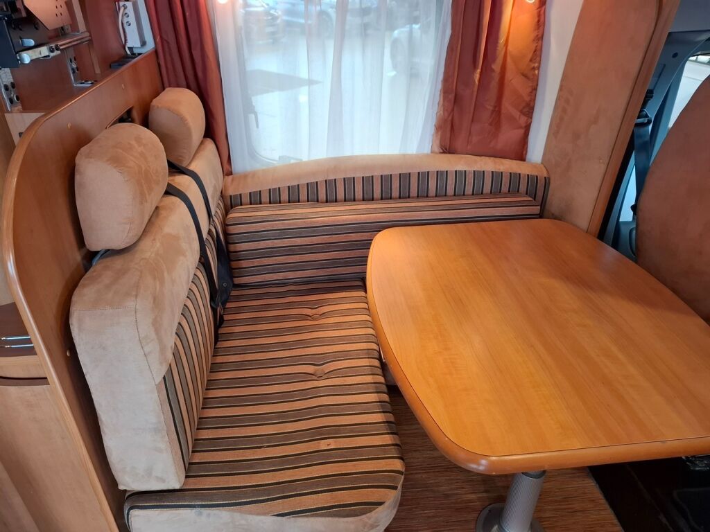 Hobby T 600 Exclusive edition 2009 Valkoinen