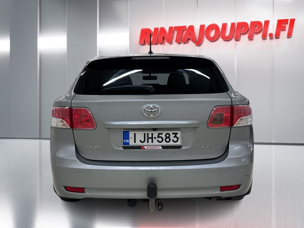 Toyota Avensis 2010 Harmaa