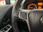 Toyota Avensis 2010 Harmaa