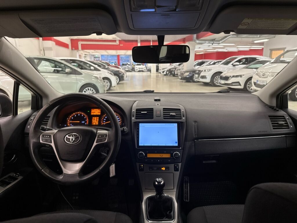 Toyota Avensis 2010 Harmaa