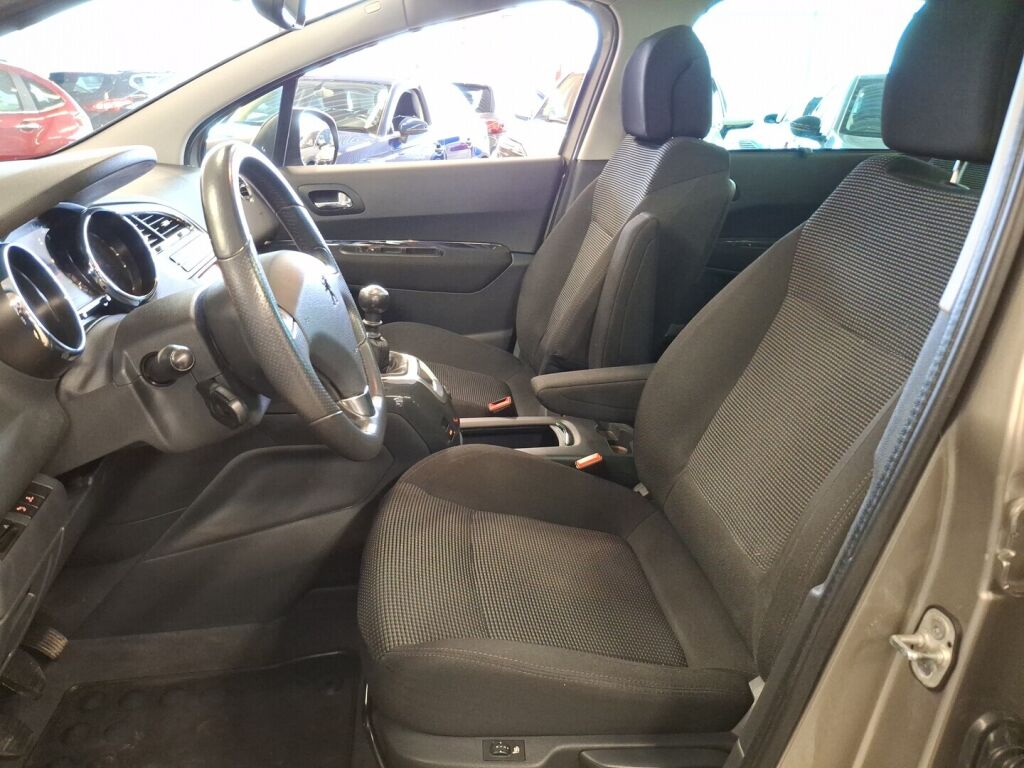 Peugeot 5008 2011 Harmaa