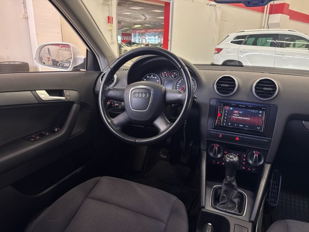Audi A3 2011 Valkoinen