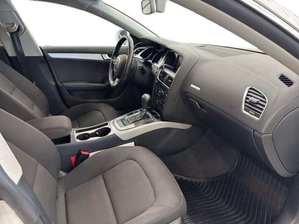 Audi A5 2011 Valkoinen