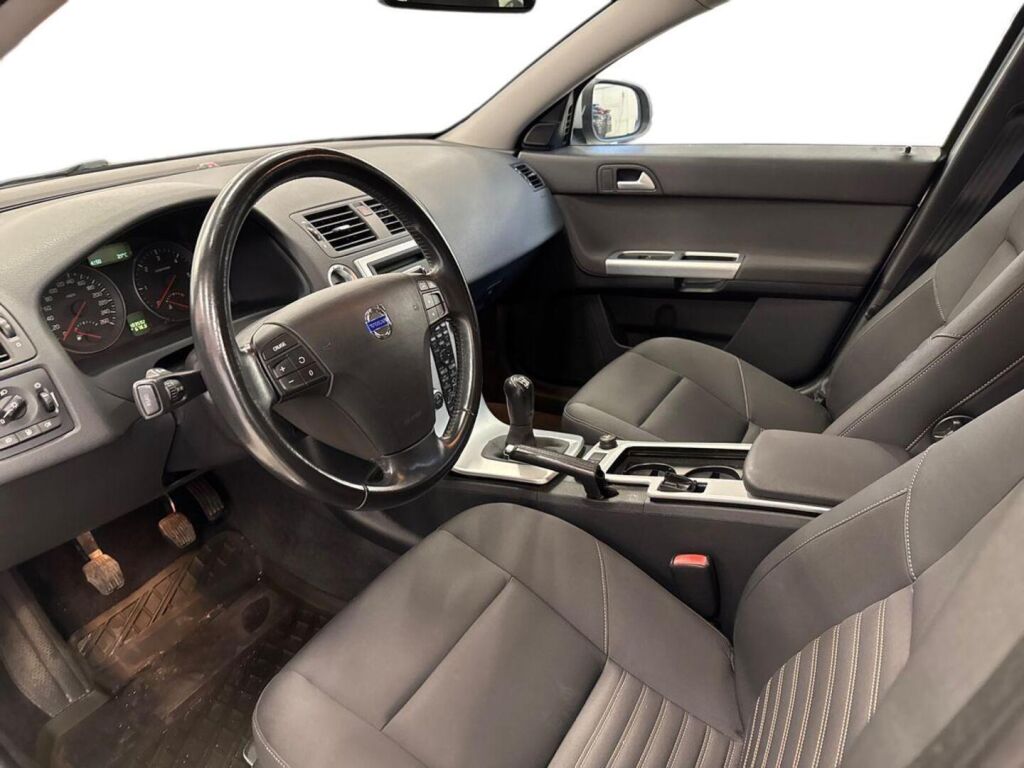 Volvo V50 2010 Harmaa