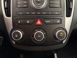 Kia Ceed 2010 Punainen