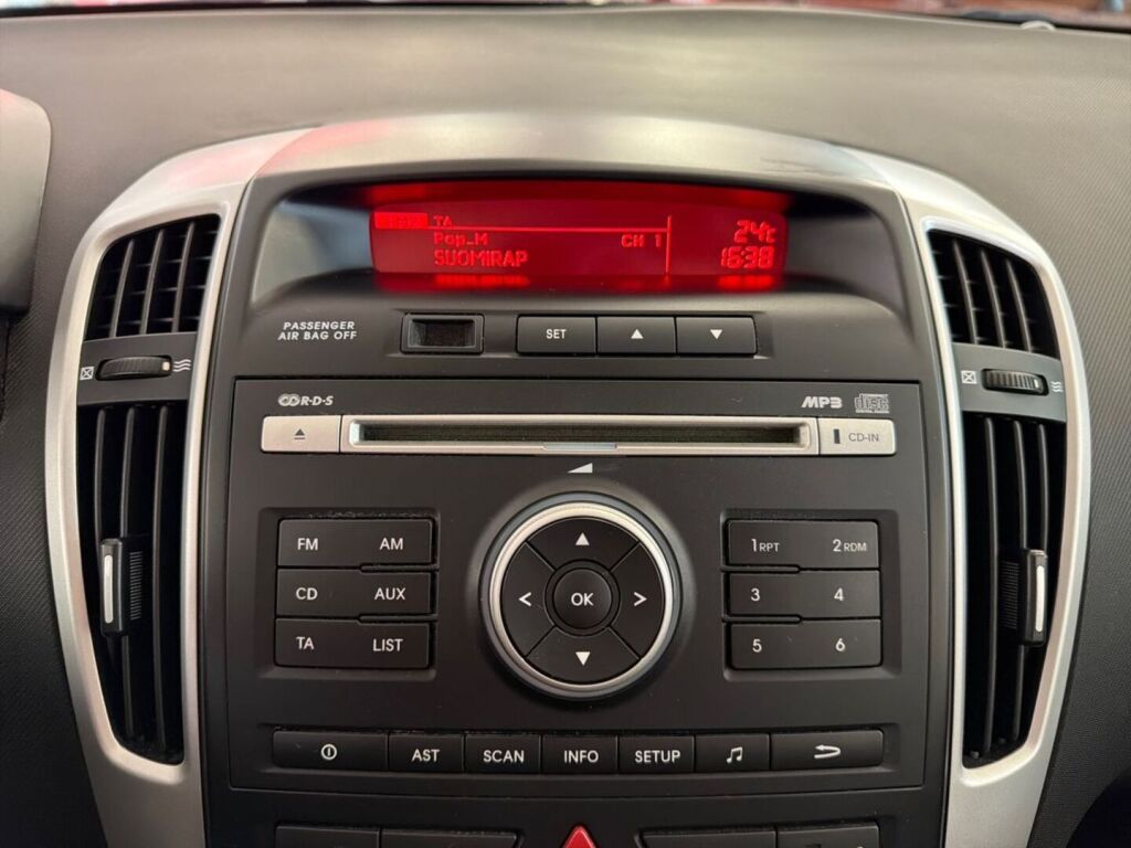 Kia Ceed 2010 Punainen