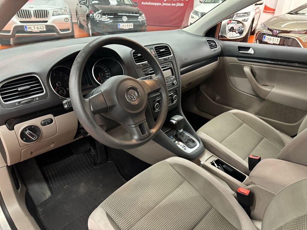 Volkswagen Golf 2010 Hopea