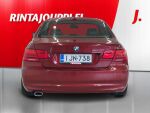 BMW 320 2010 Punainen