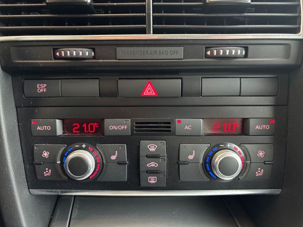 Audi A6 2010 Musta