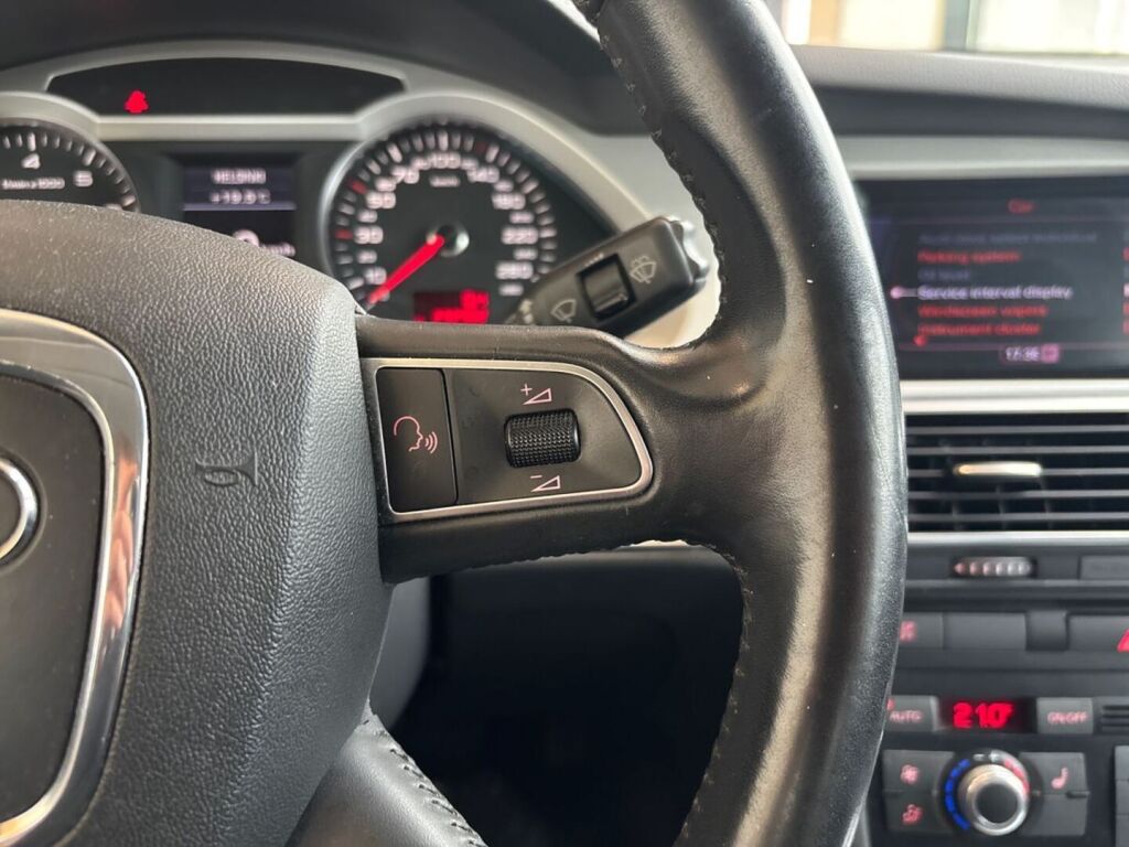 Audi A6 2010 Musta