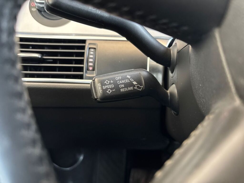 Audi A6 2010 Musta