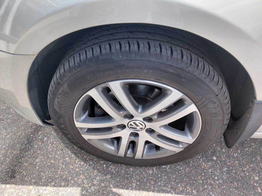 Volkswagen Golf 2010 Hopea