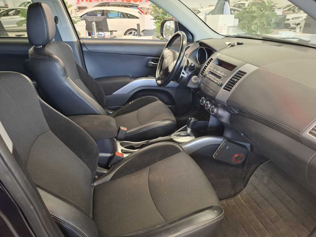 Mitsubishi Outlander 2011 Sininen