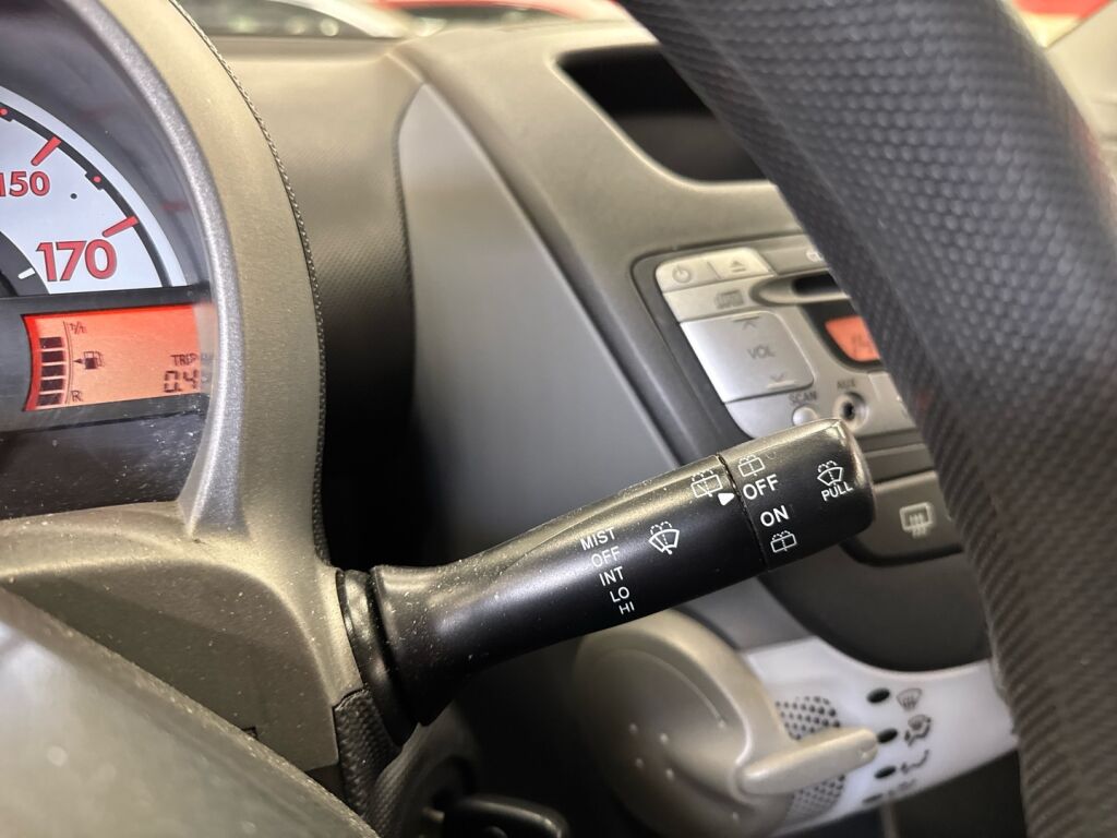 Toyota AYGO 2010 Sininen