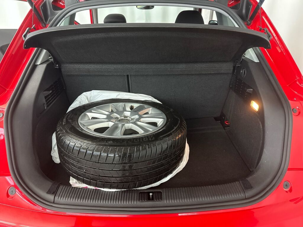 Audi A1 2010 Punainen