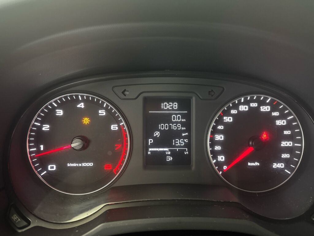 Audi A1 2010 Punainen