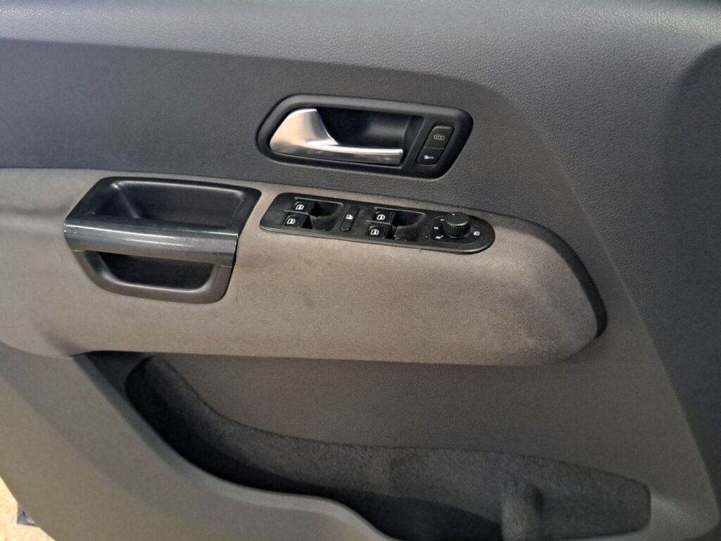 Volkswagen Amarok 2011 Sininen