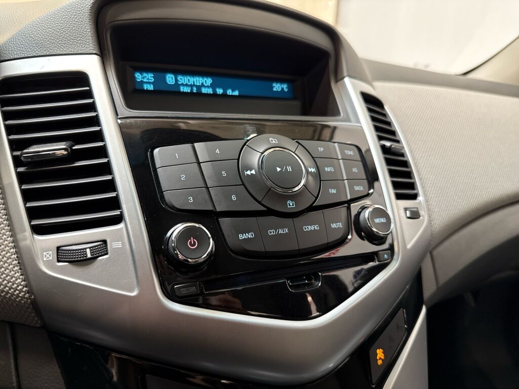 Chevrolet Cruze 2010 Musta