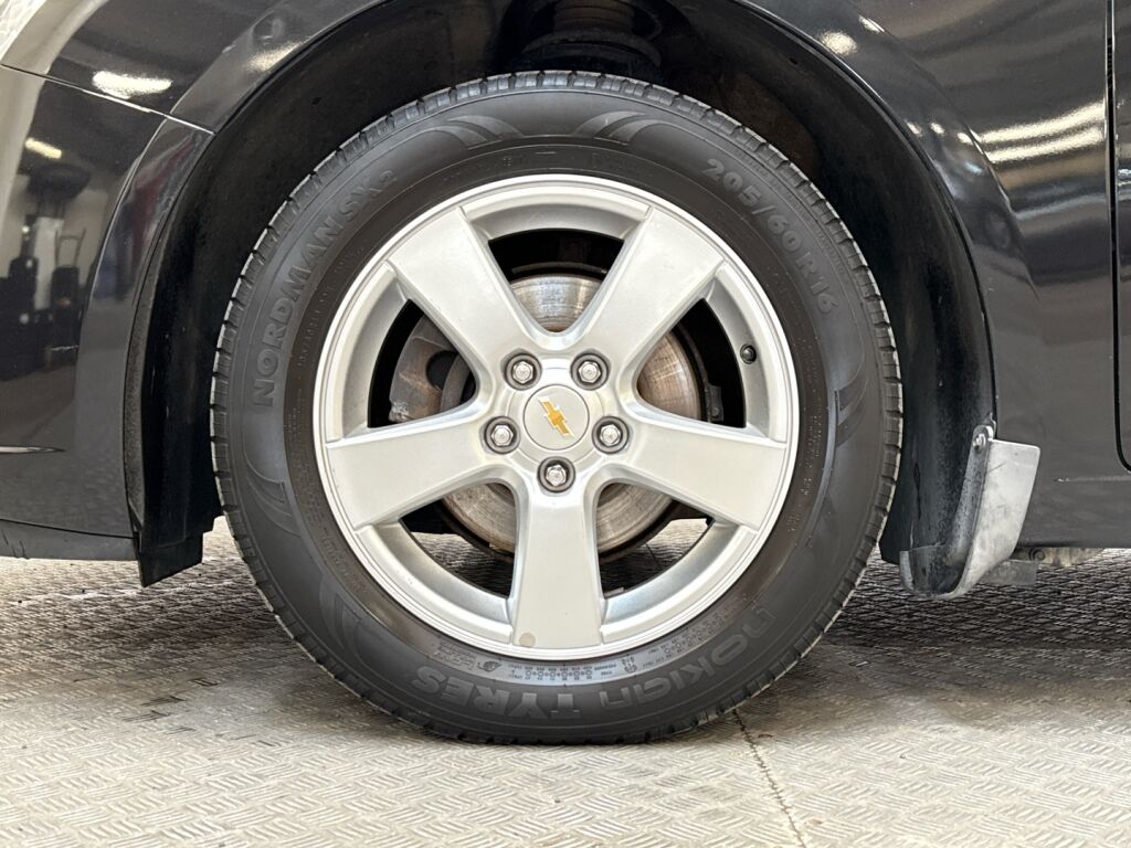 Chevrolet Cruze 2010 Musta