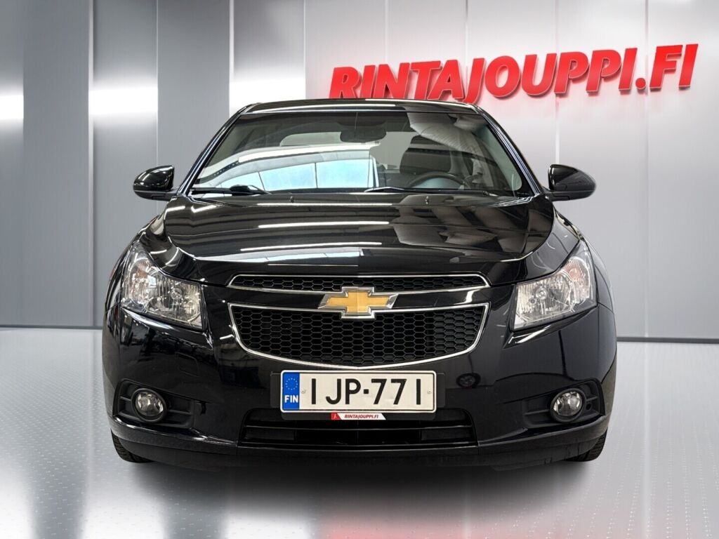 Chevrolet Cruze 2010 Musta