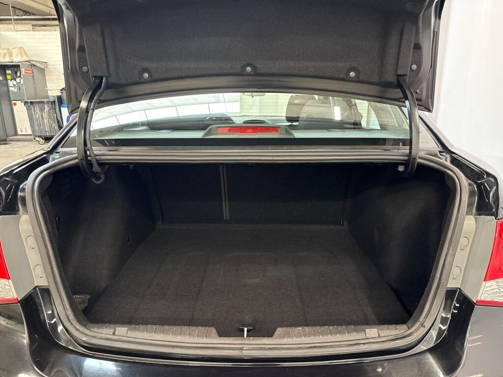 Chevrolet Cruze 2010 Musta