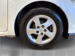 Toyota Auris 2010 Valkoinen