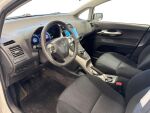 Toyota Auris 2010 Valkoinen