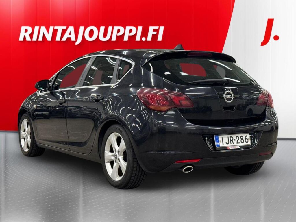 Opel Astra 2010, kuva 3/21