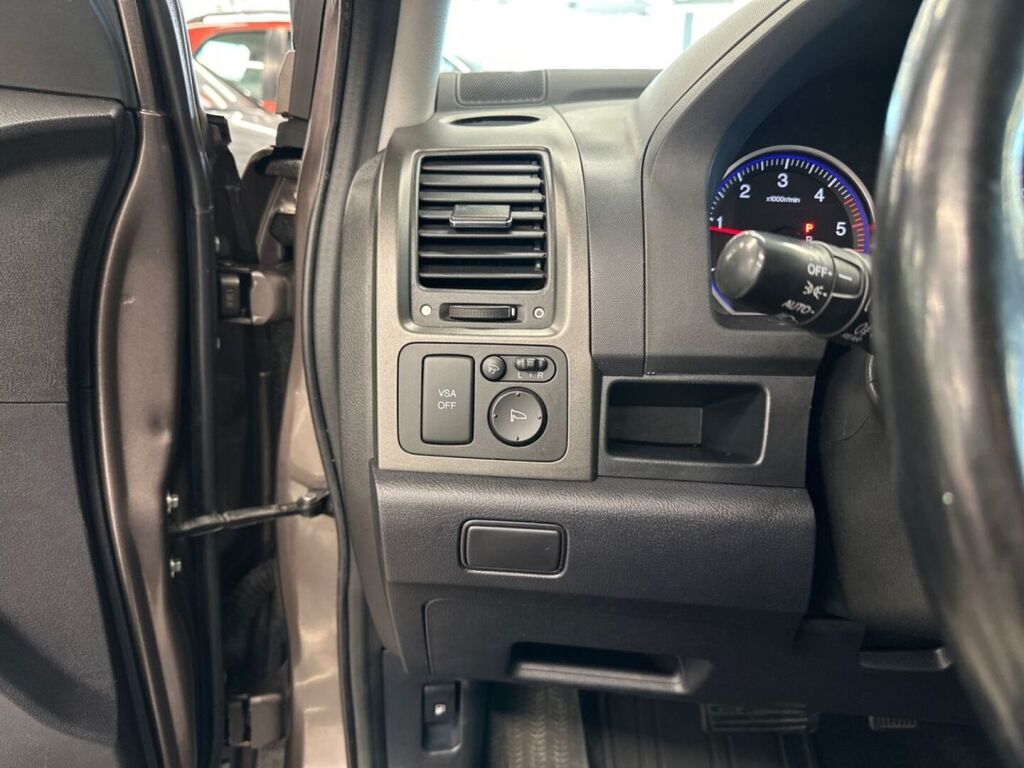 Honda CR-V 2010 Ruskea (beige)