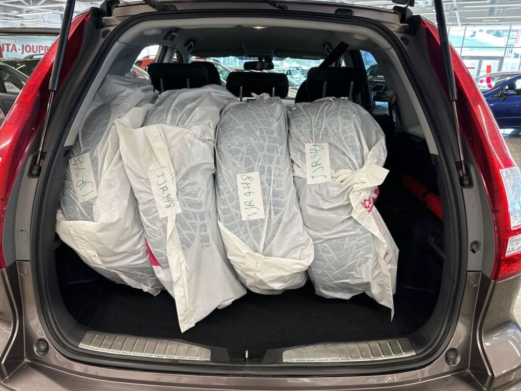Honda CR-V 2010 Ruskea (beige)